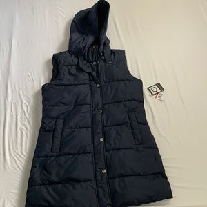Gallery New York long hooded puffer vest